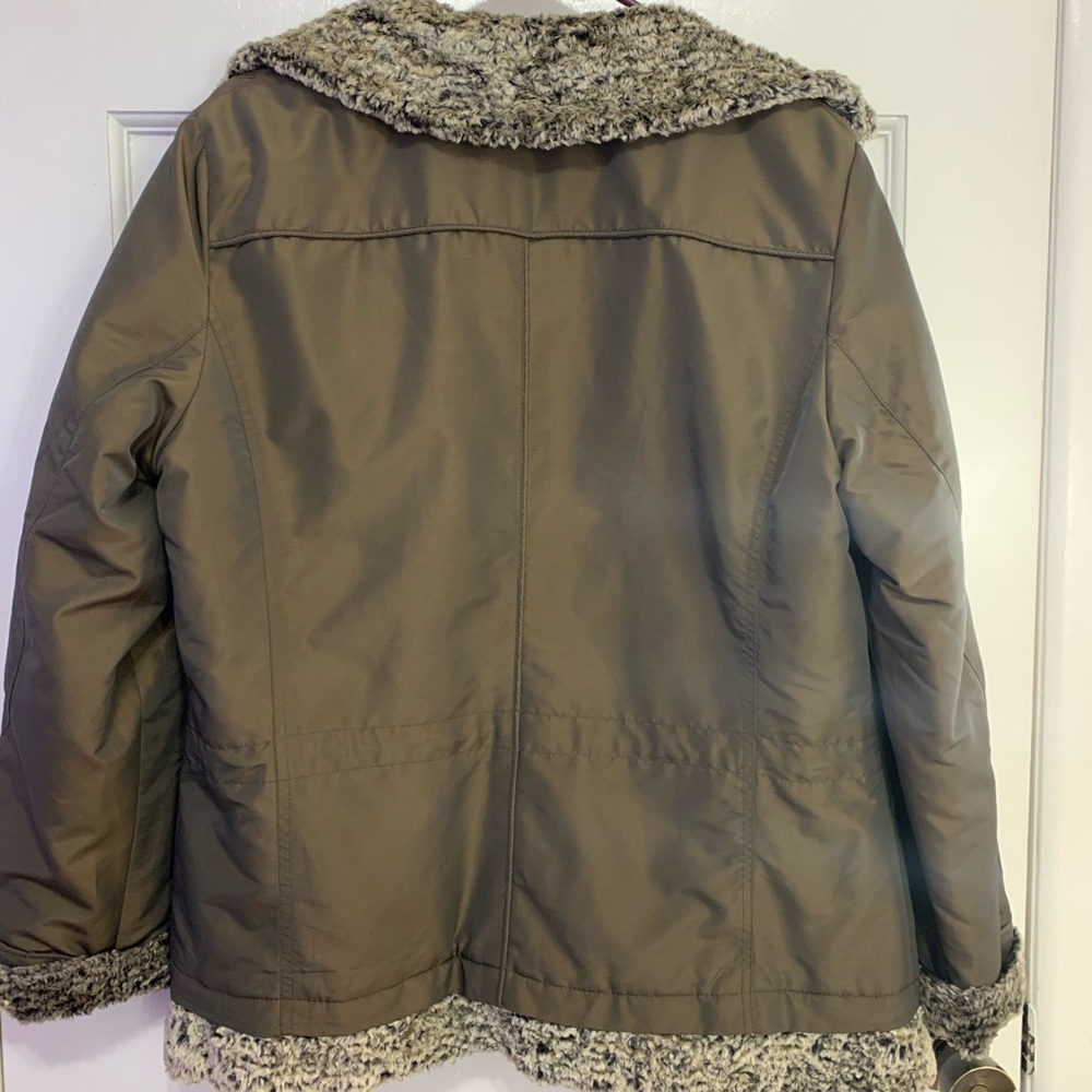 Olive green jacket - Picture 6 of 6